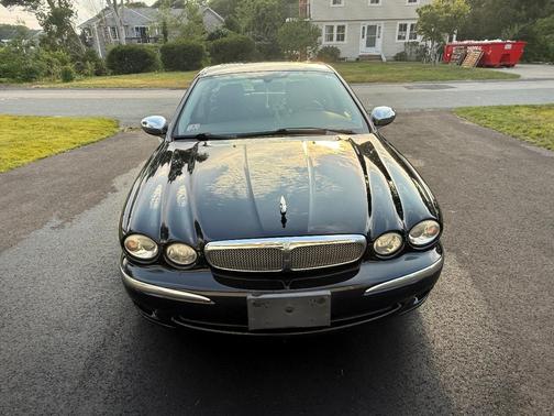 Black 2007 Jaguar X-Type 3