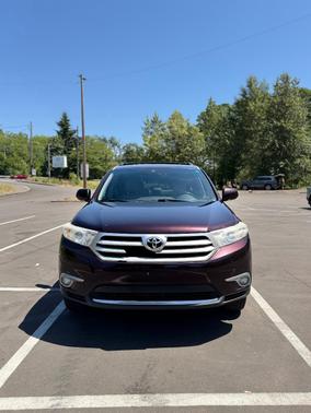 Red 2012 Toyota Highlander Limited