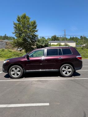 Red 2012 Toyota Highlander Limited