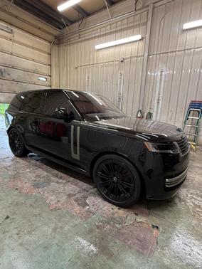 Black 2023 Land Rover Range Rover P400 SE SWB