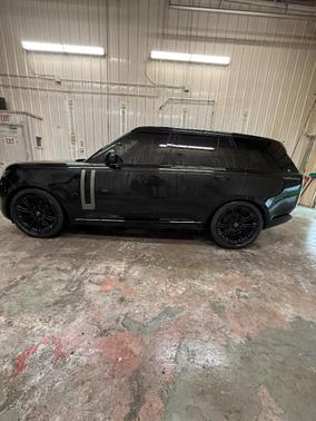 Black 2023 Land Rover Range Rover P400 SE SWB