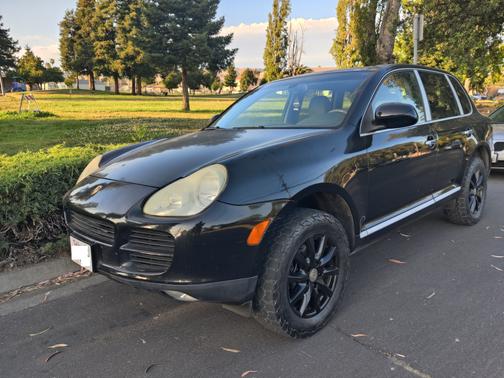 2006 Porsche Cayenne Base