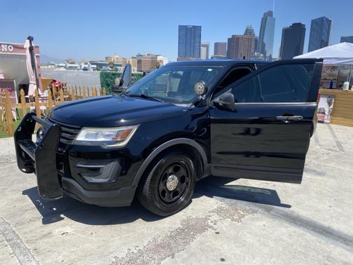 Black 2017 Ford Utility Police Interceptor Base