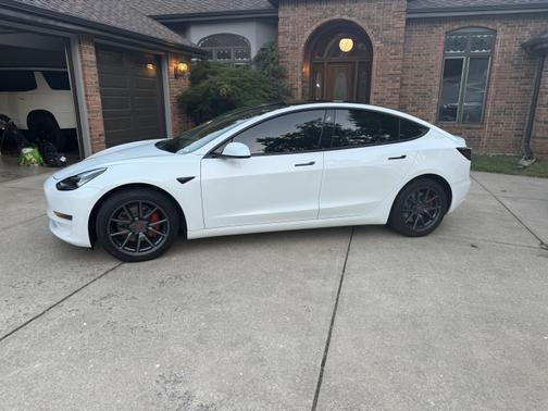 2019 Tesla Model 3 Long Range