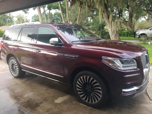 2019 Lincoln Navigator Black Label