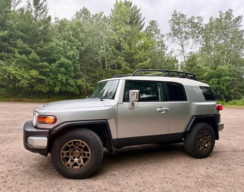 Silver 2008 Toyota FJ Cruiser Base