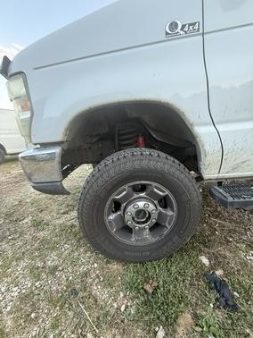 2008 Ford E350 Super Duty Base