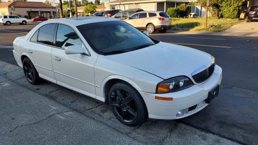 2001 Lincoln Town Car Cartier L