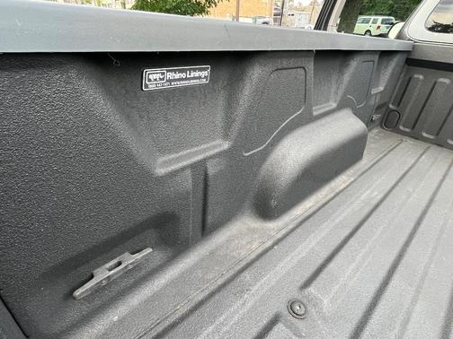 Gray 1998 Ford F-150 XLT Flareside