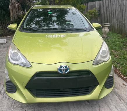 2016 Toyota Prius c Four