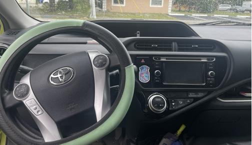 2016 Toyota Prius c Four