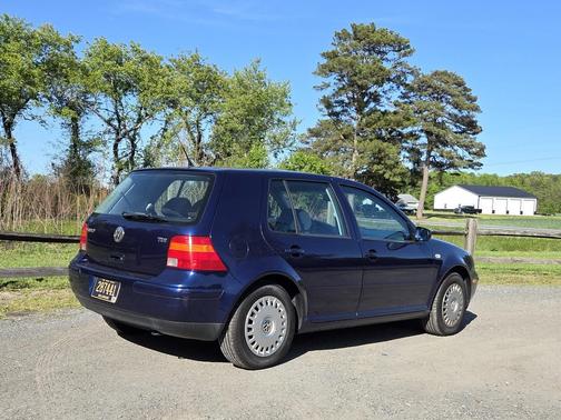Blue 2002 Volkswagen Golf GLS TDI