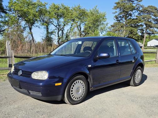Blue 2002 Volkswagen Golf GLS TDI
