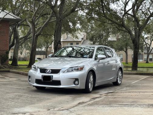 2011 Lexus CT 200h Base