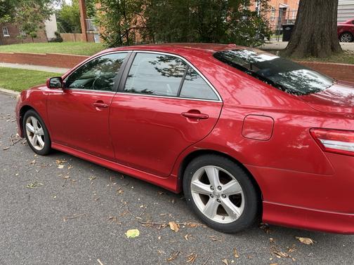 2010 Toyota Camry LE