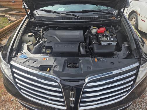 Black 2019 Lincoln MKT Reserve