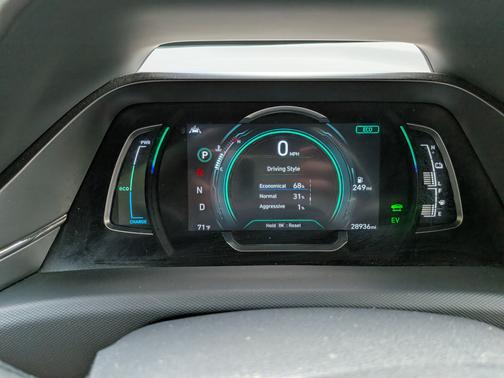2020 Hyundai IONIQ Hybrid SE