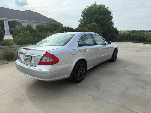 Silver 2007 Mercedes-Benz E-Class E 350 4MATIC