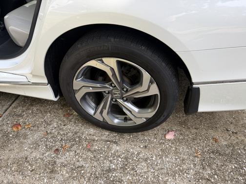 White 2020 Honda Accord EX 1.5T
