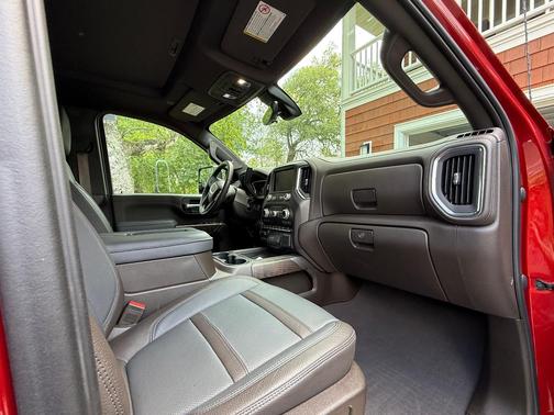 Red 2022 GMC Sierra 2500 Denali
