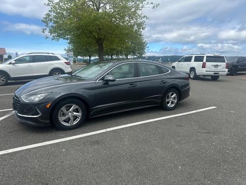 Black 2023 Hyundai SONATA SE