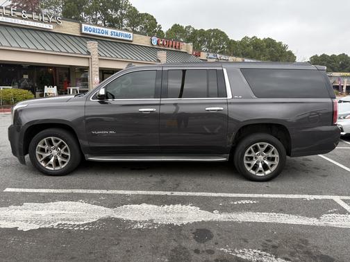2016 GMC Yukon XL SLE