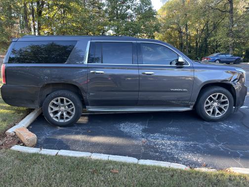 2016 GMC Yukon XL SLE