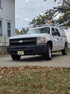 White 2010 Chevrolet Silverado 1500 Hybrid 1HY