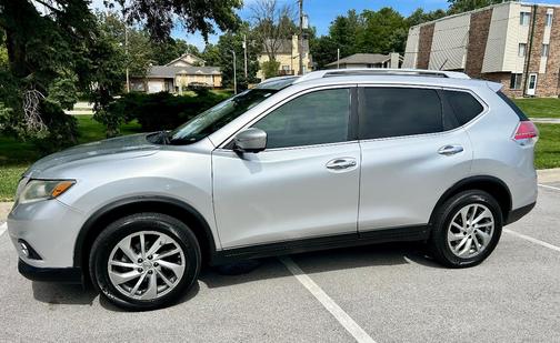 Silver 2014 Nissan Rogue SL