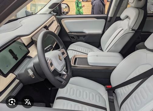 2024 Rivian R1S Adventure Quad-Motor Large Package