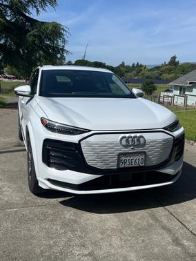 White 2025 Audi Q6 e-tron Premium Plus quattro