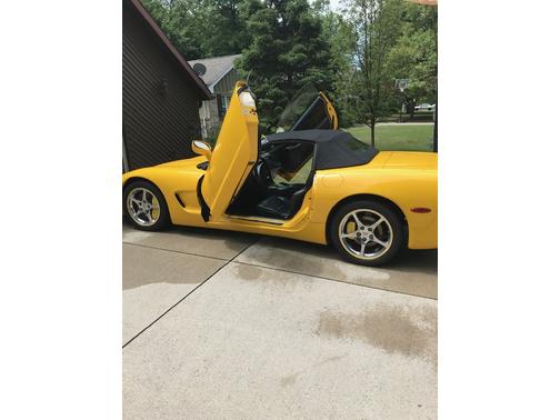 2002 Chevrolet Corvette Base