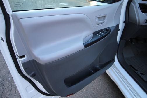 2020 Toyota Sienna L