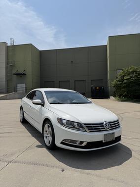 White 2016 Volkswagen CC 2.0T Sport