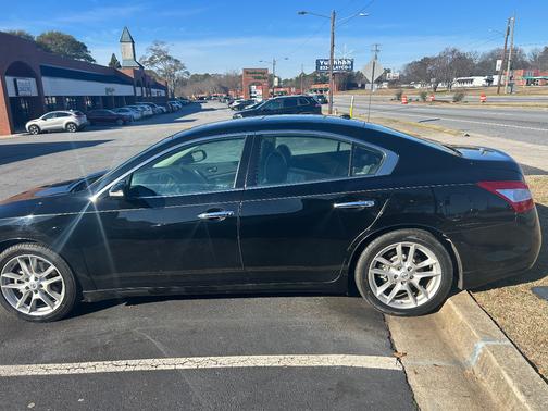 2011 Nissan Maxima SV