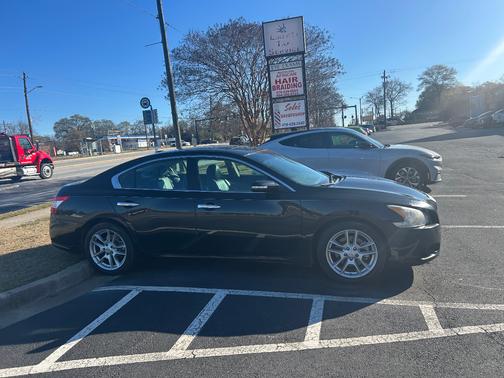 2011 Nissan Maxima SV