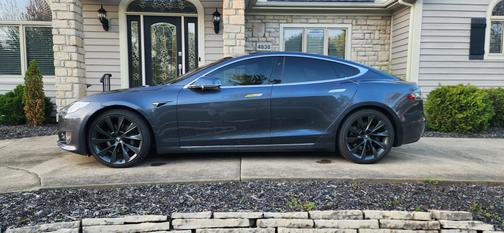 2020 Tesla Model S Long Range Plus