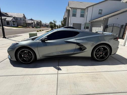 Gray 2022 Chevrolet Corvette Stingray w/2LT