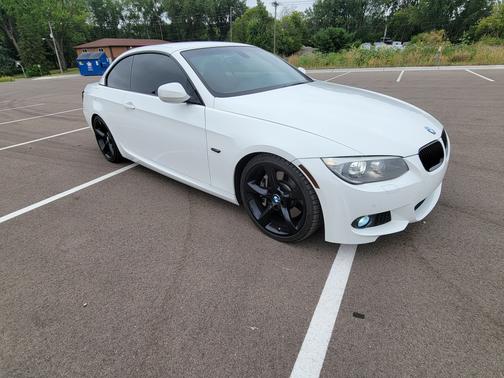 White 2013 BMW 335 i