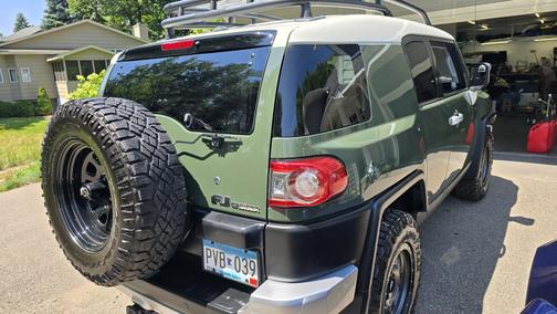2012 Toyota FJ Cruiser Base