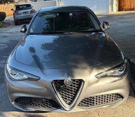 2017 Alfa Romeo Giulia Base