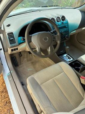 White 2012 Nissan Altima 2.5 S