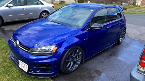 Blue 2016 Volkswagen Golf R 4-Door