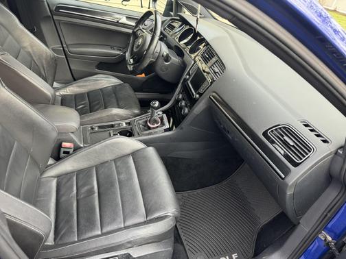 Blue 2016 Volkswagen Golf R 4-Door