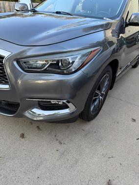 Silver 2018 INFINITI QX60 Base