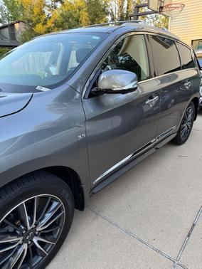 Silver 2018 INFINITI QX60 Base
