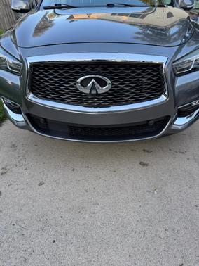 Silver 2018 INFINITI QX60 Base