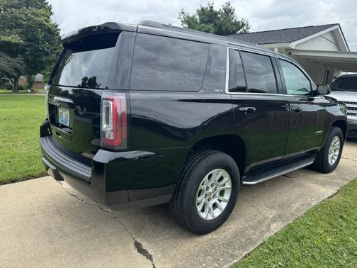 2020 GMC Yukon SLT