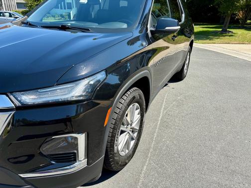 2022 Chevrolet Traverse LT Leather