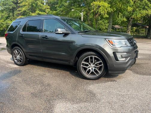 Gray 2016 Ford Explorer Sport